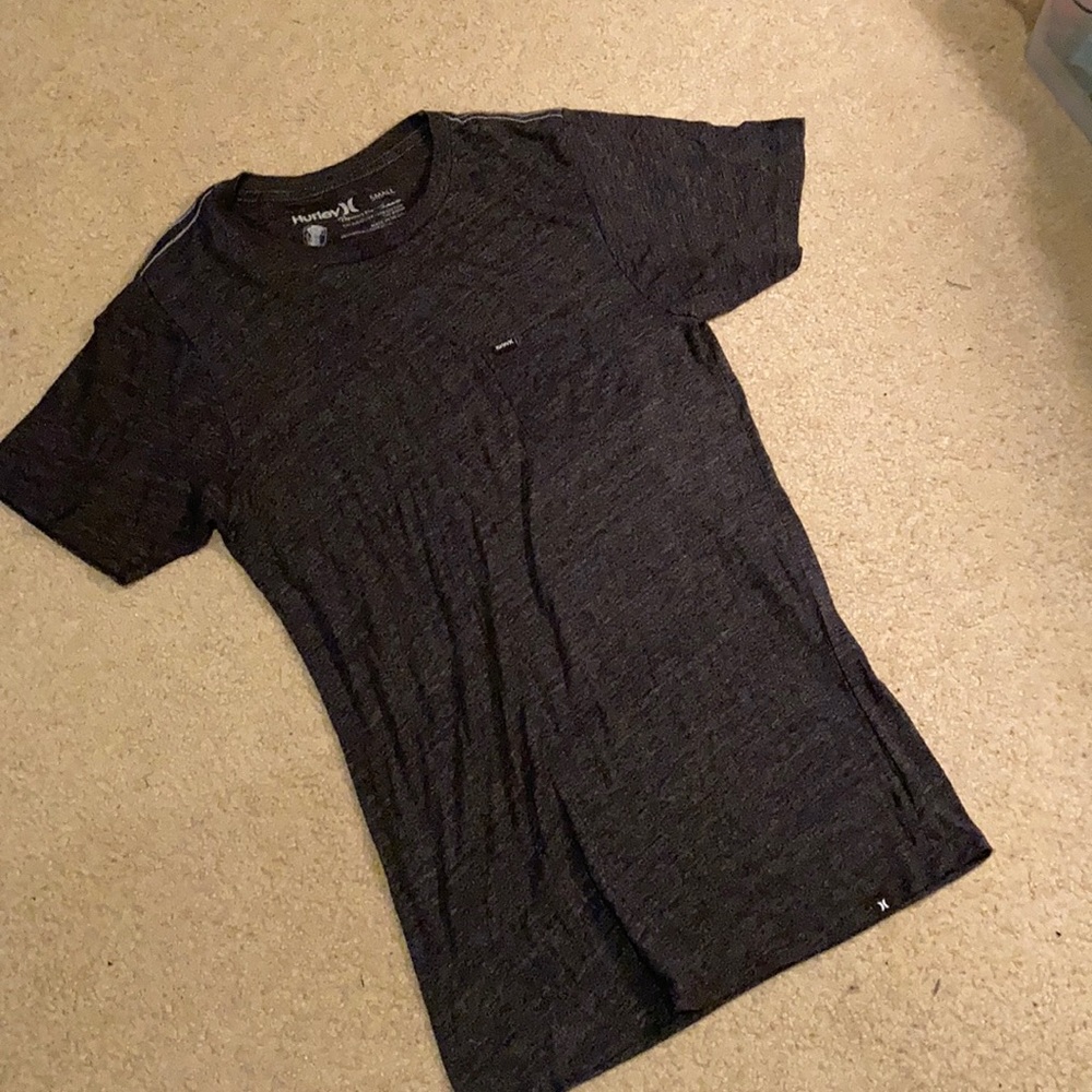 Hurley t-shirt